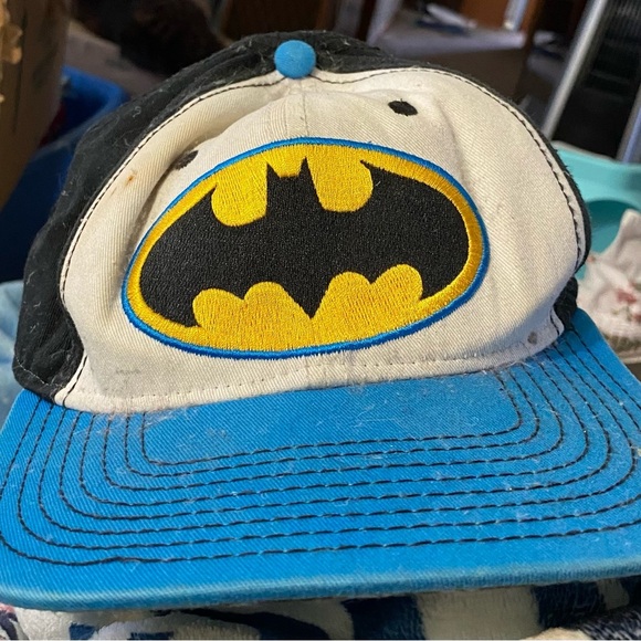 Batman Hat - Picture 1 of 3